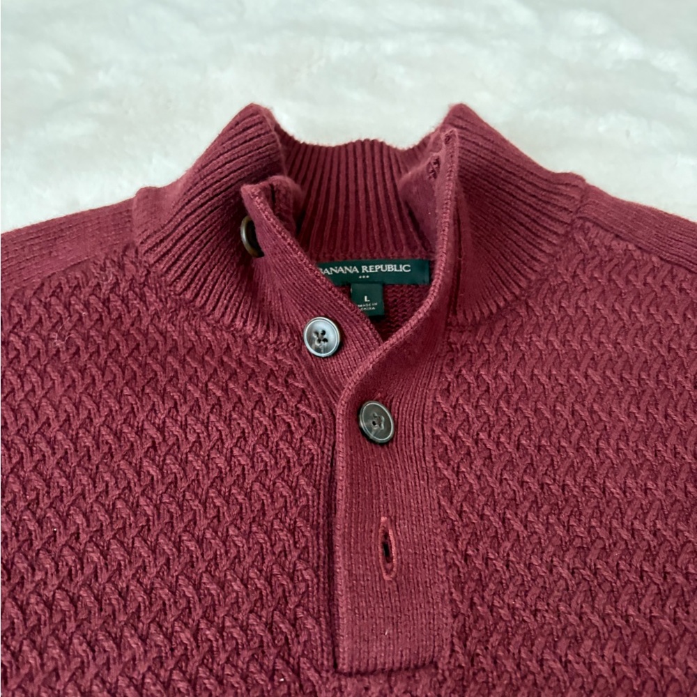 5 Men’s Banana Republic Sweaters